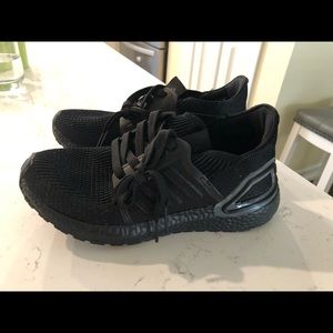 Adidas Ultra Boost size 6 NWT
